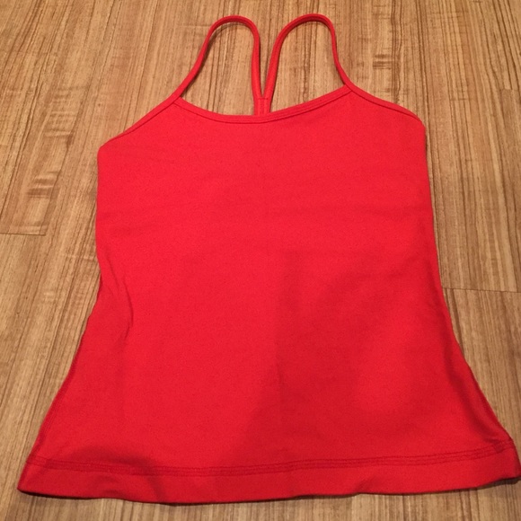 Lululemon tank