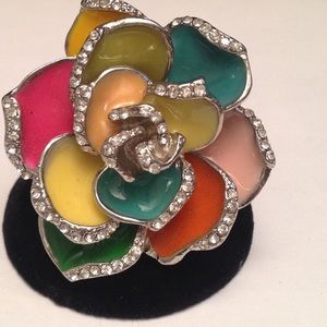 Multicolor Rhinestone Flower Ring