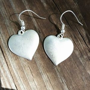 Simplicity heart fashion earrings