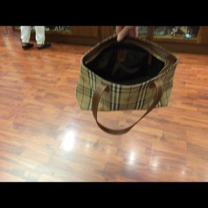 Burberry Vintage purse. Mint condition