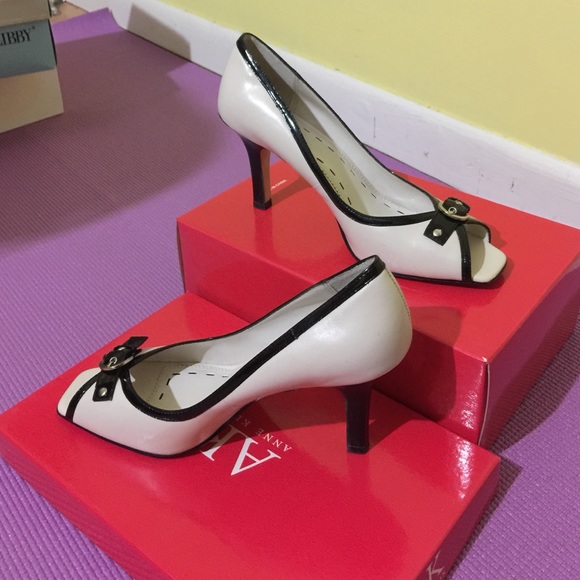 Ivory/black leather heels