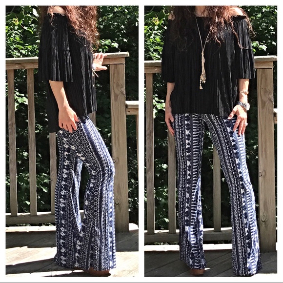 Pants - ✨LAST ONE ✨Chic bells