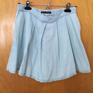 ♥️Zara basic light denim skort size m