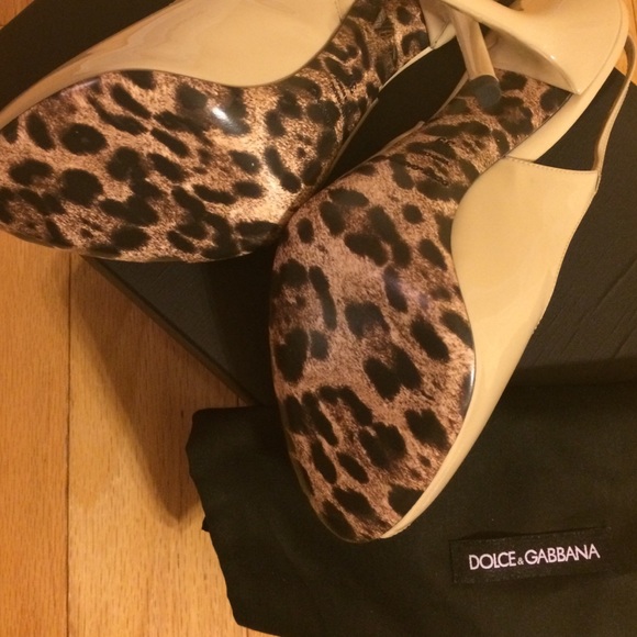 NEW* Authentic Dolce & Gabbana open toed heels - Picture 2 of 4