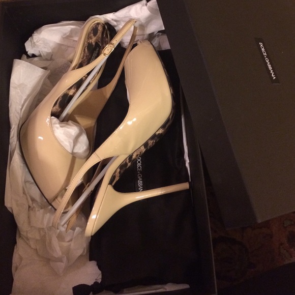 NEW* Authentic Dolce & Gabbana open toed heels - Picture 3 of 4