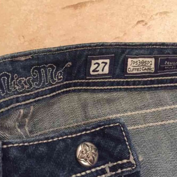 Miss Me Capris - Picture 2 of 2