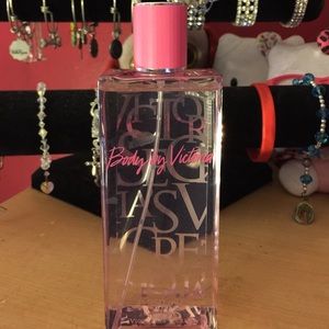 💞BNWT VICTORIA'S SECRET FRAGRANCE MIST💞