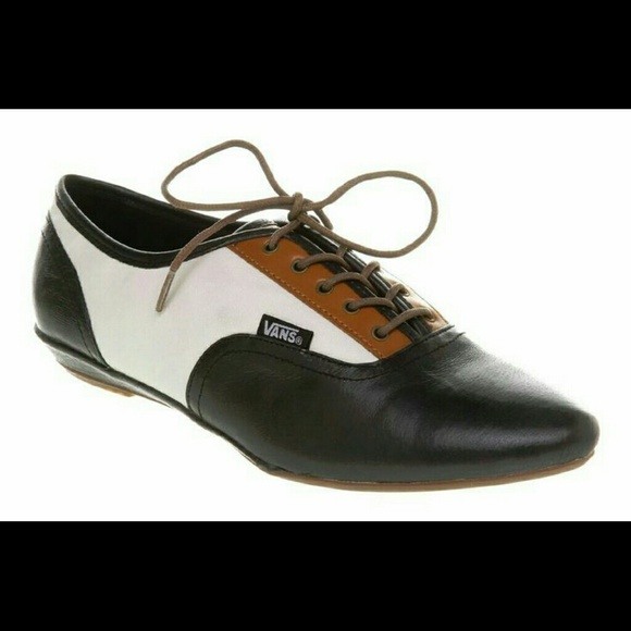 IN SEARCH OF BLACK TAN AND WHITE SOPHIE STYLE VANS