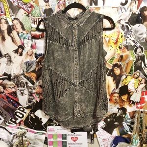 Acid Wash Gray Sleeveless Collared Top