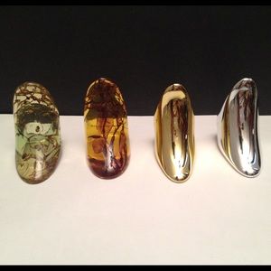 Variety of Plastic Finger Rings (4)