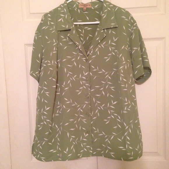 😱FINAL MARKDOWN-BEING DONATED😱Green  Blouse