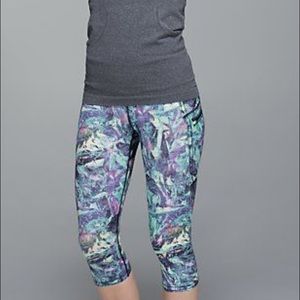 Lululemon Running Crops