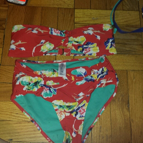 2 piece bathing suit
