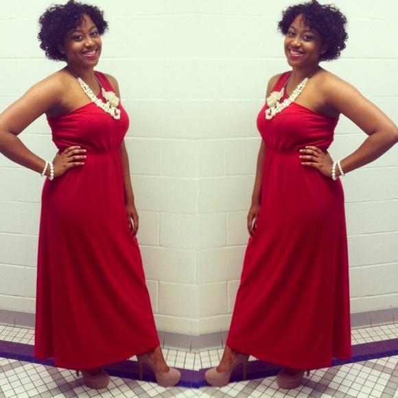 Off the shoulder maxi dress!