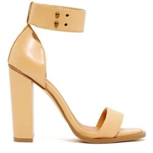 SALE 🎉 Coy Nude Strap Minimalist Heels #594