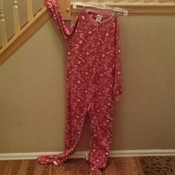 Girls Xmas footie pajamas