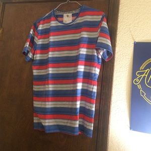On the byas t-shirt size large