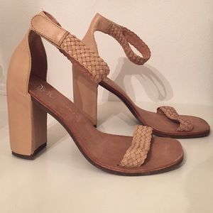 New Jeffrey Campbell beige summer sandals heels 10