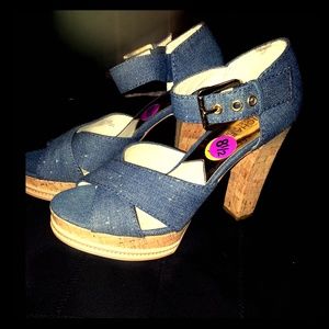 NWT MICHAEL KORS Size 8.5