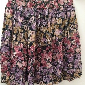 Brandy Melville Floral print skirt