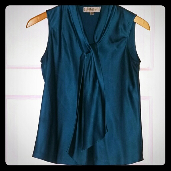 Kasper Teal Sleeveless Blouse