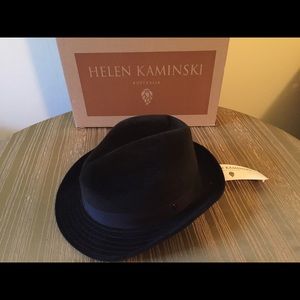 Helen Kaminski felt hat