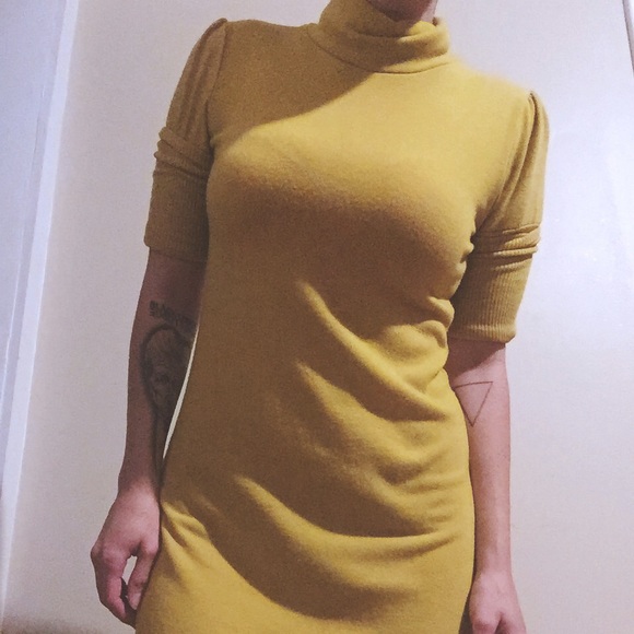 Retro mini-dress
