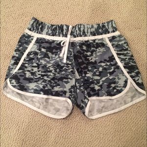Champion | Grey Camo Shorts