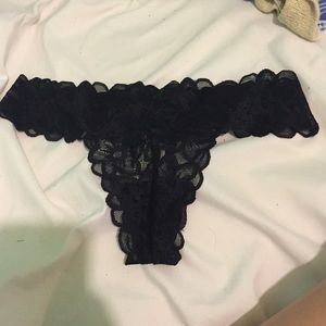 NWT Victoria's Secret Pink Black Thong