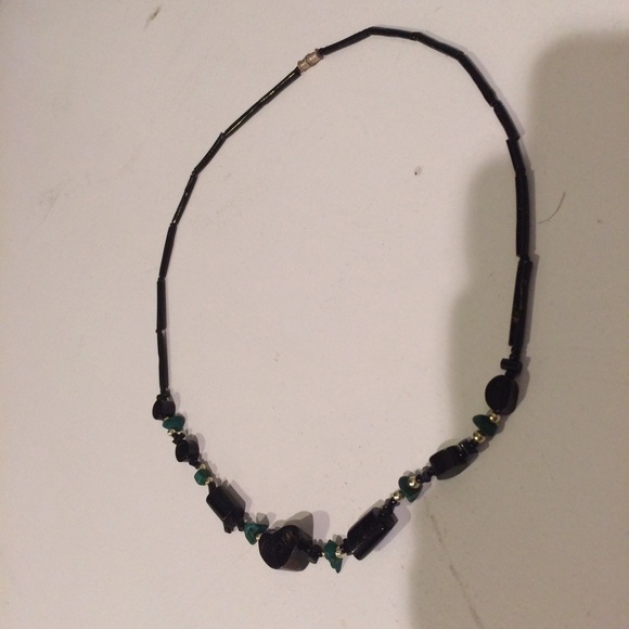 Vintage Black Necklace - Picture 1 of 3