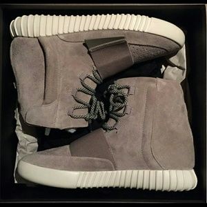 Adidas Yeezy boost 750  by Kaney West size 10,11