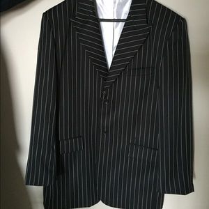 Men's 3-piece pinstripe suit