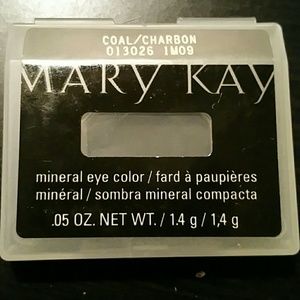 Coal Mineral Eye Color