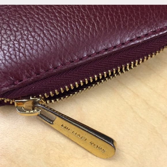 🎀Authentic Michael Kors Wallet🎀 - Picture 4 of 4