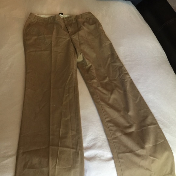 Khakis pants