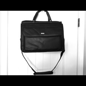 SOLO BRIEFCASE LAPTOP BAG