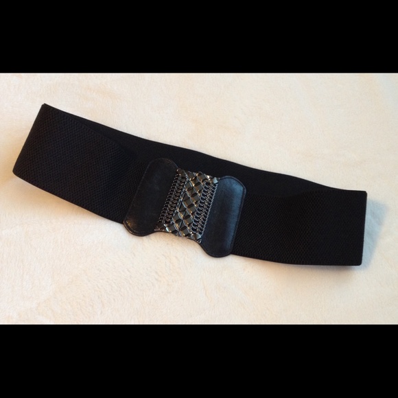 Black leather, metal and elastic belt