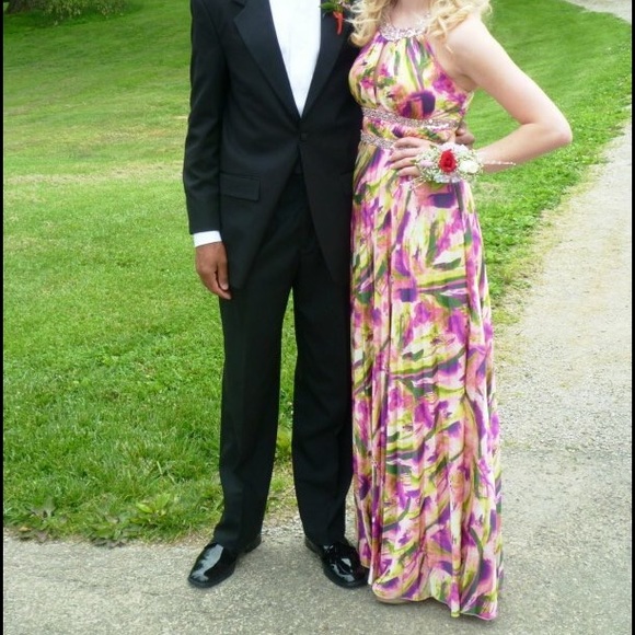 Beautiful prom dress!