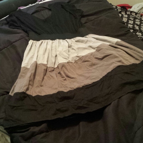 SOLD Dress - Picture 1 of 1