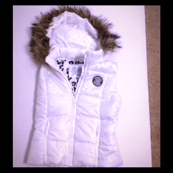 Aeropostale Jackets & Blazers - AEROPOSTALE SZ S HOODED VEST