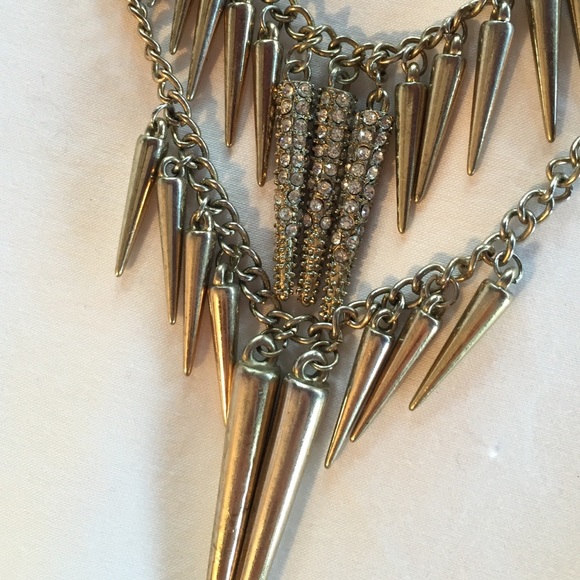 Gold spiked necklace
