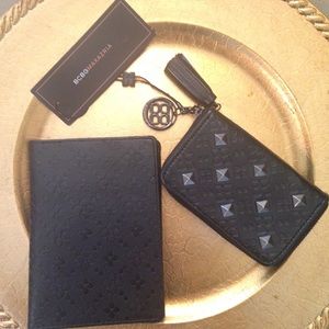 BCBGMAXAZRIA black coin purse & passport holder