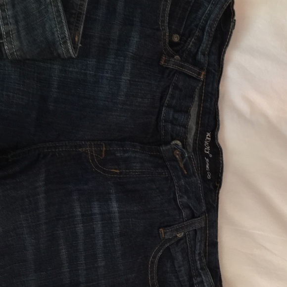 Jeans - Picture 3 of 4