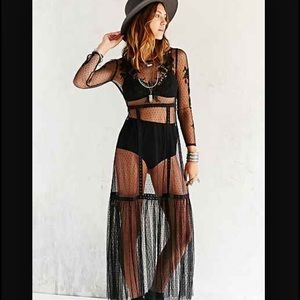 Ecote Lily Lace Maxi dress