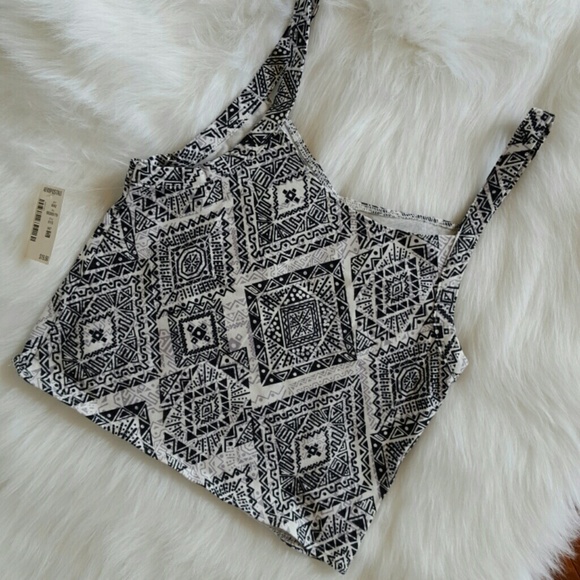 Printed crop top