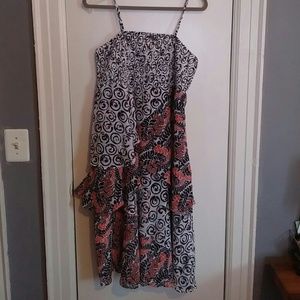 Beautiful dress with removable & adjustable straps