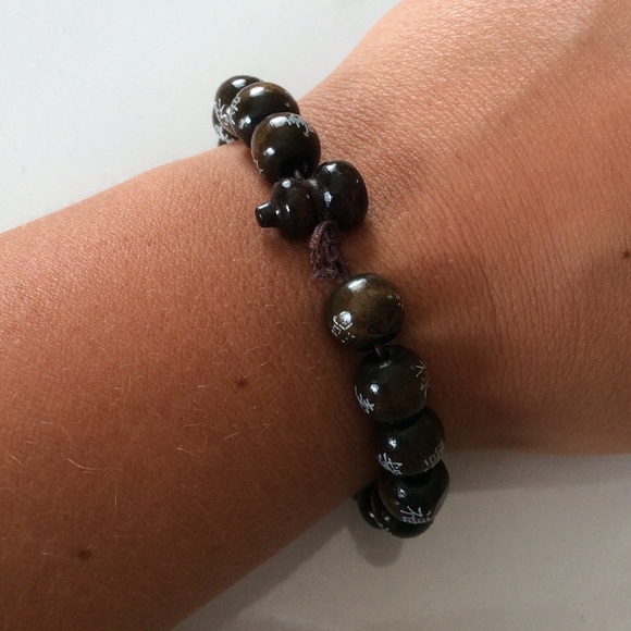 Asian script beaded bracelet - Picture 4 of 4