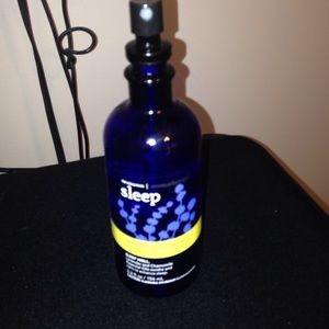 Bath and body works aromatherapy pillow mist