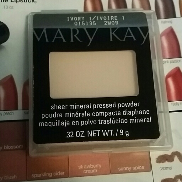 Mineral pressed powder