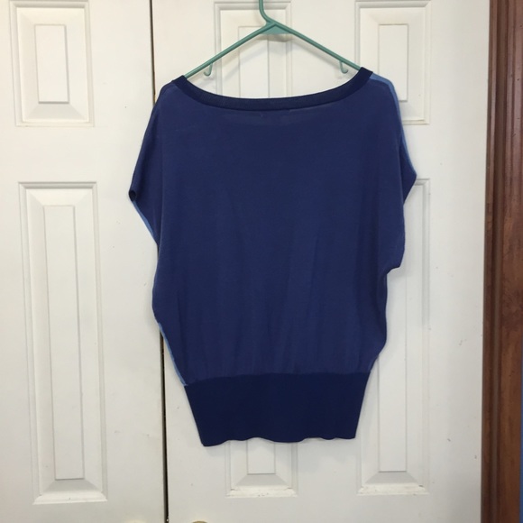 New York & Co sweater - Picture 3 of 3